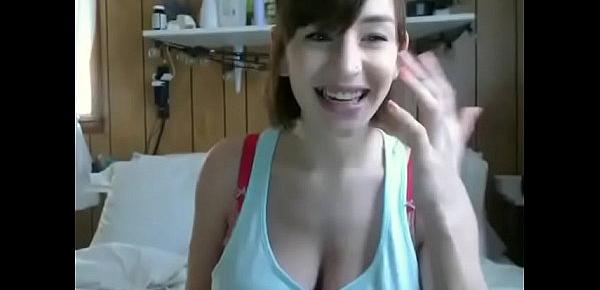  Webcam Teen with big Boobs having some Fun